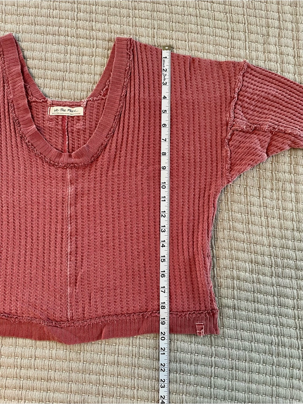 We The Free Pink Off The Shoulder V-Neck Cropped Sweater - Picture 7 of 8
